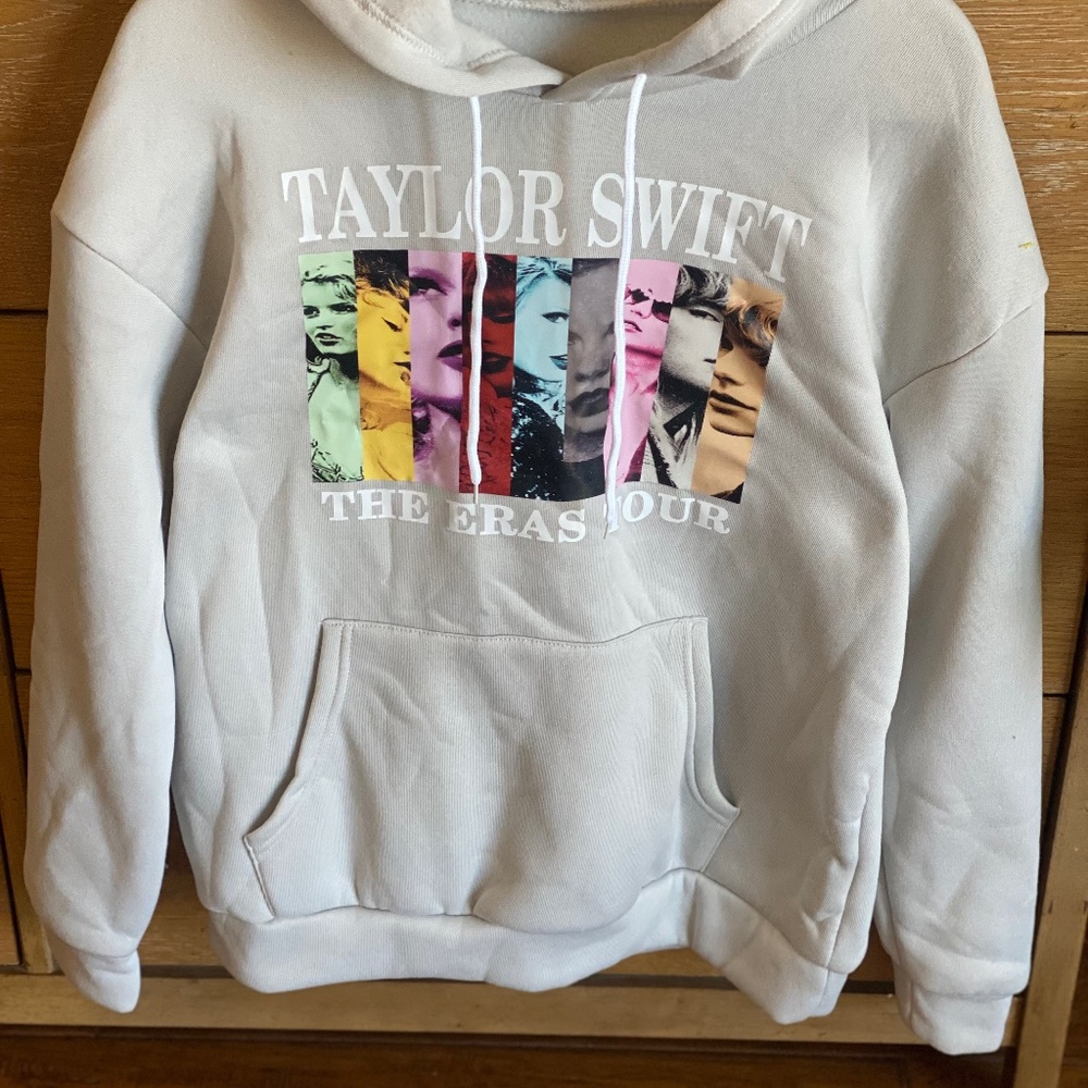 NWOT Swiftie Merch Hoodie: Taylor Swift Eras Tour Collection, Medium